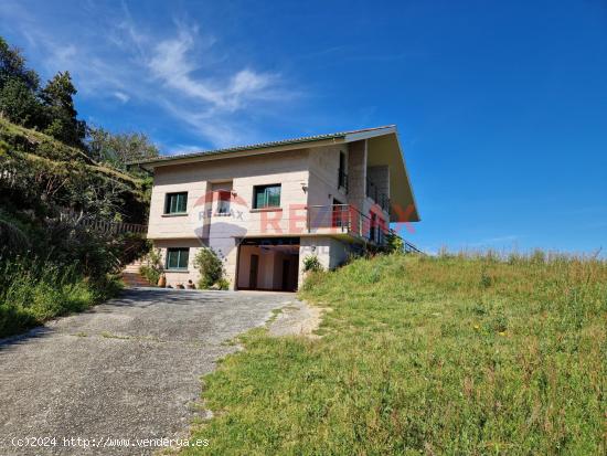 Casa / Chalet independiente en venta en Camino da Pandiña, Moaña - PONTEVEDRA