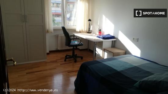 Habitación en piso compartido en Salamanca - SALAMANCA