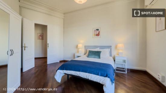 Habitaciones en alquiler en el apartamento de 6 dormitorios en Sant Gervasi - BARCELONA