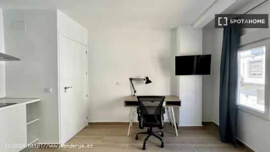 Habitación en piso compartido en Córdoba - CORDOBA