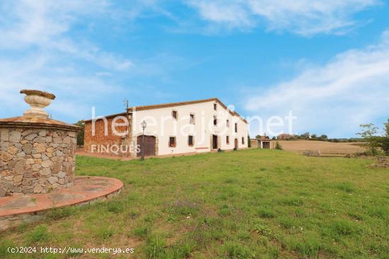 Masía catalana con terreno de 7Ha en Tordera - BARCELONA