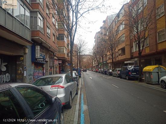 Local acondicionado como oficina - VALLADOLID