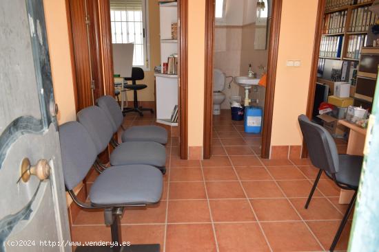 SE VENDE LOCAL PARA OFICINAS - HUELVA