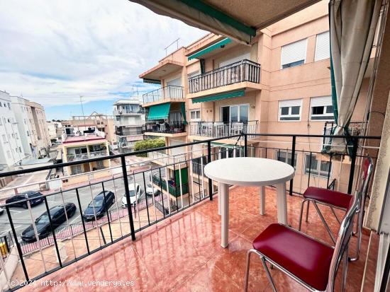 Apartamento 3 habitaciones a 20 m de la playa de Tamarit - ALICANTE