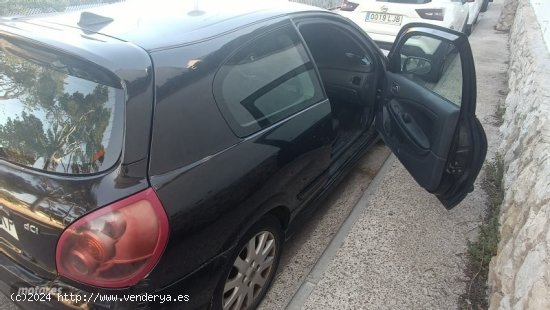 Nissan Almera 2.2 DCI LINE UP de 2005 con 178.000 Km por 2.100 EUR. en Tarragona