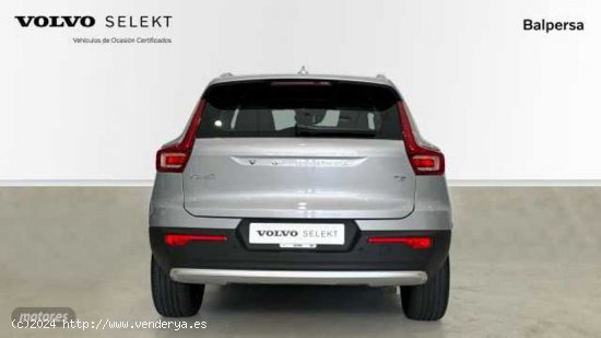 Volvo XC40 XC40 Core, T2 automatico, Gasolina de 2023 con 16.144 Km por 35.990 EUR. en Ourense