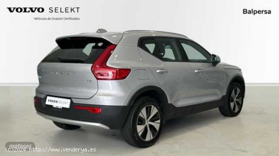 Volvo XC40 XC40 Core, T2 automatico, Gasolina de 2023 con 16.144 Km por 35.990 EUR. en Ourense