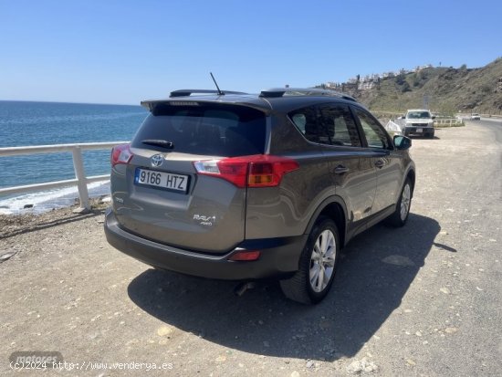 Toyota RAV 4 4x4 150CV Executive Automatico de 2013 con 144.000 Km por 19.500 EUR. en Malaga