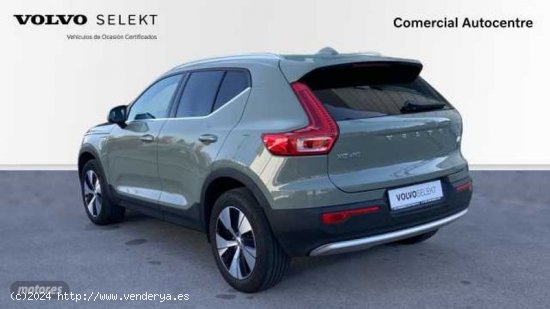 Volvo XC40 Recharge Core, T4 plug-in hybrid, Electrico de 2023 con 8.450 Km por 43.900 EUR. en Barce