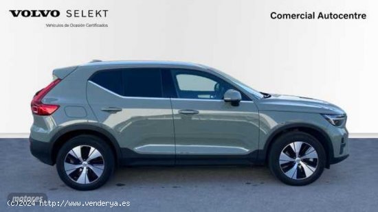 Volvo XC40 Recharge Core, T4 plug-in hybrid, Electrico de 2023 con 8.450 Km por 43.900 EUR. en Barce