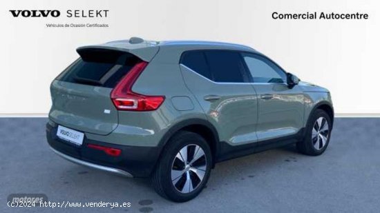 Volvo XC40 Recharge Core, T4 plug-in hybrid, Electrico de 2023 con 8.450 Km por 43.900 EUR. en Barce