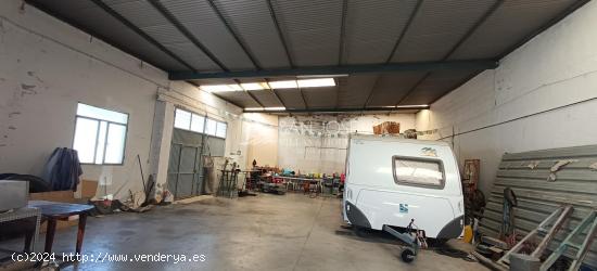 SE VENDE NAVE INDUSTRIAL EN MONFORTE - ALICANTE