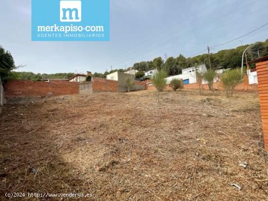 Terreno en venta en Albarrosa- - BARCELONA