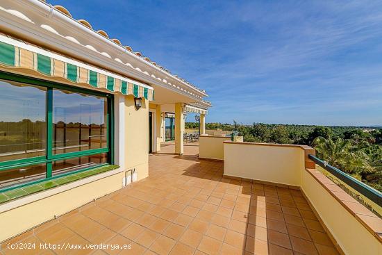 MAGNIFICO ATICO FRENTE AL CAMPO DE GOLF, UN VERDADERO LUJO - ALICANTE