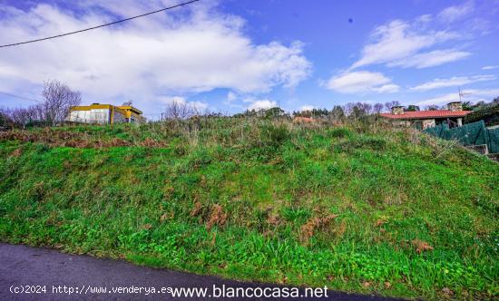 Solar muy próximo al centro de A Laracha - A CORUÑA