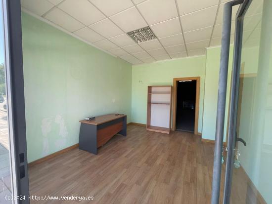 Alquiler de local comercial semireformado 500€ - LEON