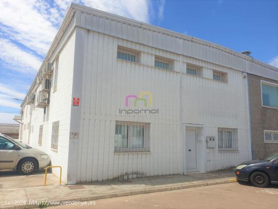 Nave industrial en venta  - BADAJOZ