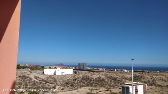 Se vende duplex adosado en Las Chafiras - SANTA CRUZ DE TENERIFE