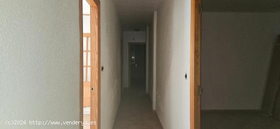 SE VENDE PISO EN CEUTI - MURCIA