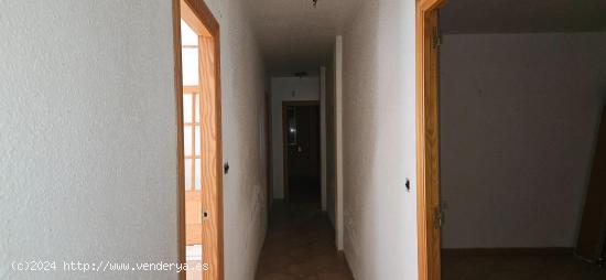 SE VENDE PISO EN CEUTI - MURCIA