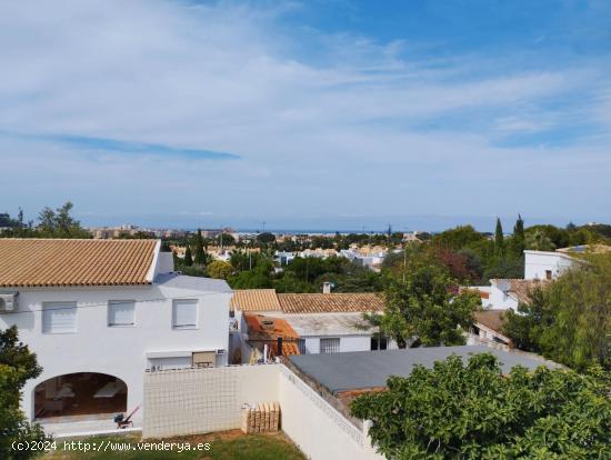 Chalet de estilo moderno en el  Montgó - ALICANTE