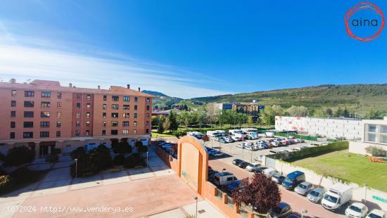 Piso completo en Burlada - NAVARRA