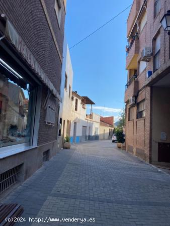 CASA DE PUEBLO EN TORREAGÜERA - MURCIA