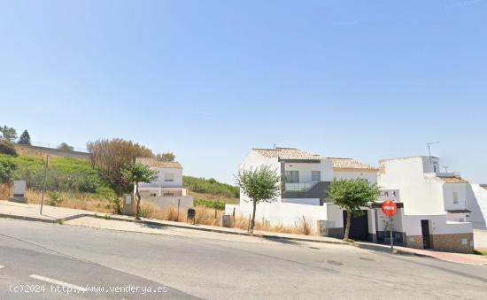 OPORTUNIDADA  DE SOLAR  EN  MEDINA - SIDONIA - CADIZ