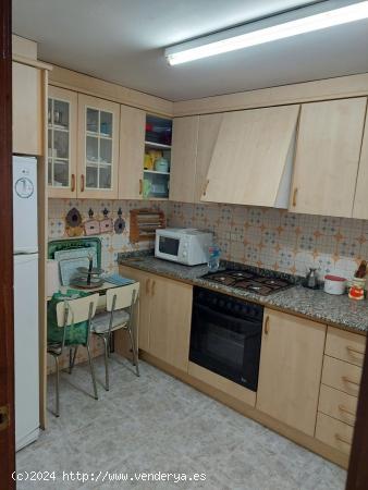 AMPLIA Y LUMINOSA  VIVIENDA JUNTO SERRERIA!!! - VALENCIA