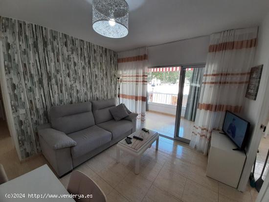 Apartamento reformado de 1 dormitorio en 2ª linea de playa Levante. Con licencia turistica. - ALICA