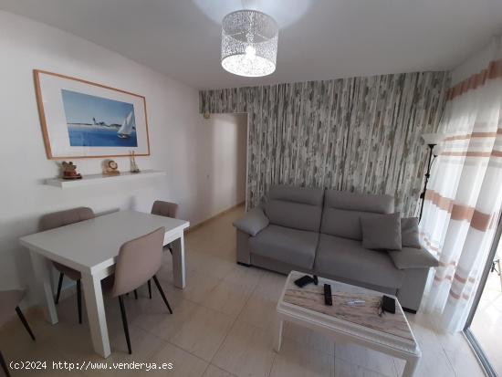 Apartamento reformado de 1 dormitorio en 2ª linea de playa Levante. Con licencia turistica. - ALICA