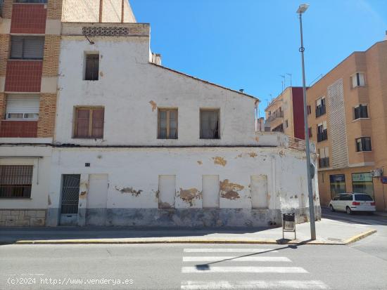 Casa esquinera - TARRAGONA