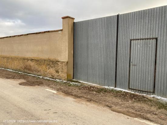 VENTA DE SOLAR EN TORRALBA DE LOS SISONES (TERUEL) - TERUEL