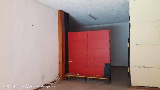 LOCAL COMERCIAL EN VENTA EN VILAFRANCA DEL PENEDES - BARCELONA