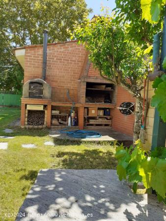 Se Vende en Veguellina de Orbigo - LEON