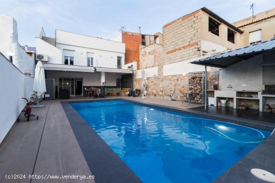 Casa tipo chalet en el casco urbano de Bullas (Murcia) - MURCIA