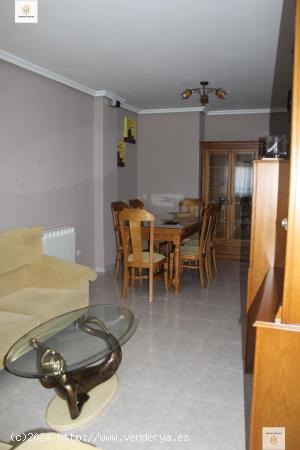 COMPRA VENTA DE PISO MIRALVALLE-PLASENCIA - CACERES