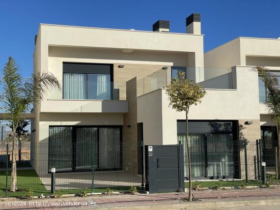 VILLAS DE OBRA NUEVA EN RESORT PRIVADO EN PROVINCIA DE MURCIA - MURCIA