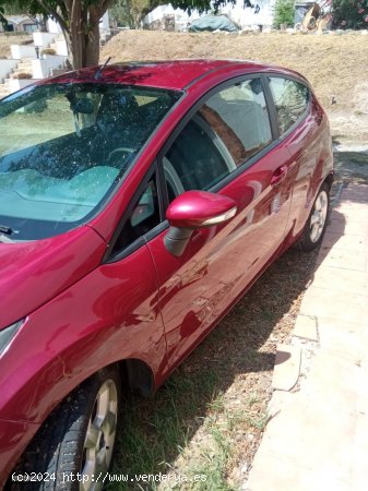 Ford Fiesta 1.4 de 2009 con 163.500 Km por 4.000 EUR. en Malaga