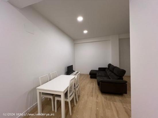 Venta de apartamento en planta baja en el centro, zona Vistalegre. - MURCIA