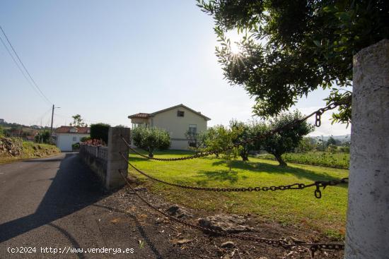 Casa con  6000 m2 de terreno en Viveda, Santillana del Mar🌳🌳 - CANTABRIA