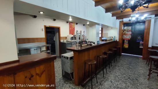 RESTAURANTE Y VIVIENDA - CADIZ