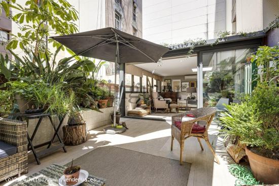 Preciosa vivienda con terraza en El Born - BARCELONA