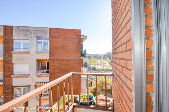 Urbis te ofrece un piso en venta en zona Alamedilla, Salamanca. - SALAMANCA