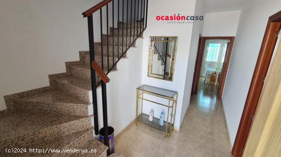 CASA TIPO DUPLEX EN LA ZONA DE PEÑARROYA - CORDOBA