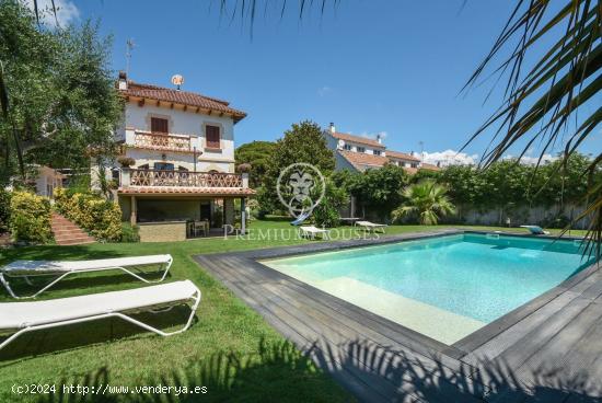 Espectacular casa en venta con piscina en Sant Andreu de Llavaneres - BARCELONA