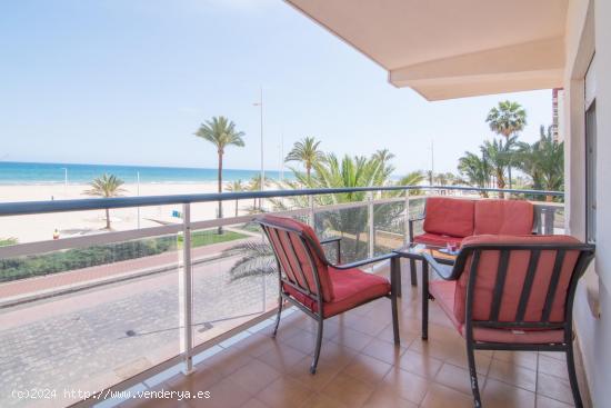  APARTAMENTO PRIMERA LINEA DE PLAYA - VALENCIA 