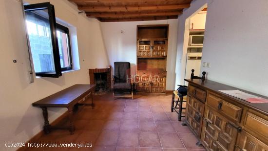 CASA EN VENTA EN MUÑANA, ÁVILA 05540 - AVILA