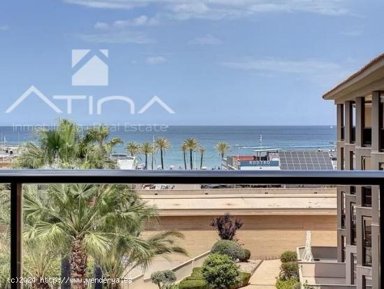 Fantástico ático duplex con espectaculares vistas al mar, en la playa  El Arenal , Javea, Alicante