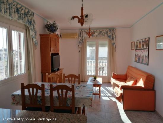 BONITO APARTAMENTO DE DOS DORMITORIOS - ALMERIA